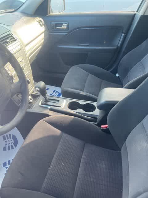 used 2006 Ford Fusion car, priced at $1,900