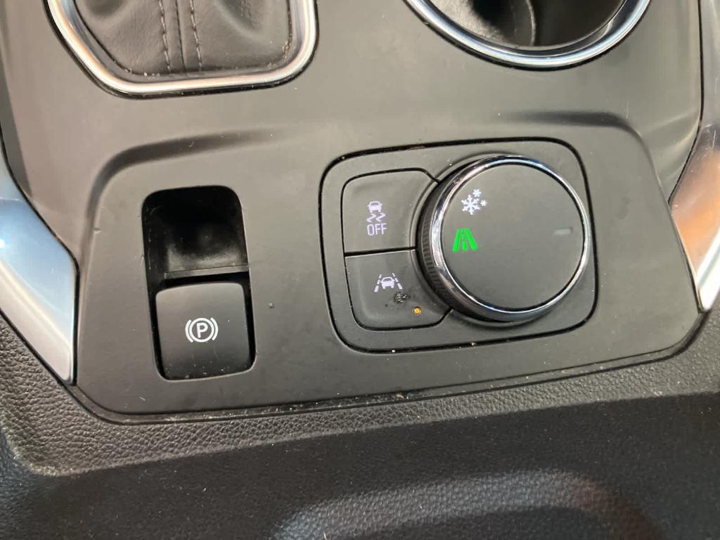 used 2018 Chevrolet Traverse car, priced at $16,600
