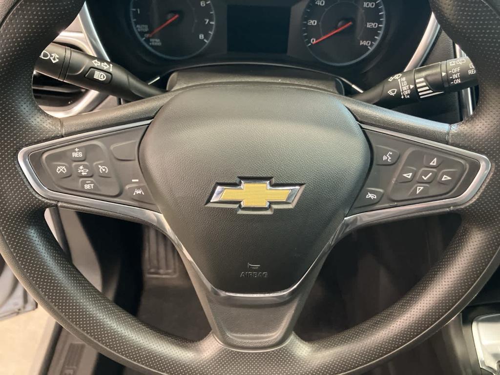 used 2022 Chevrolet Equinox car, priced at $18,595