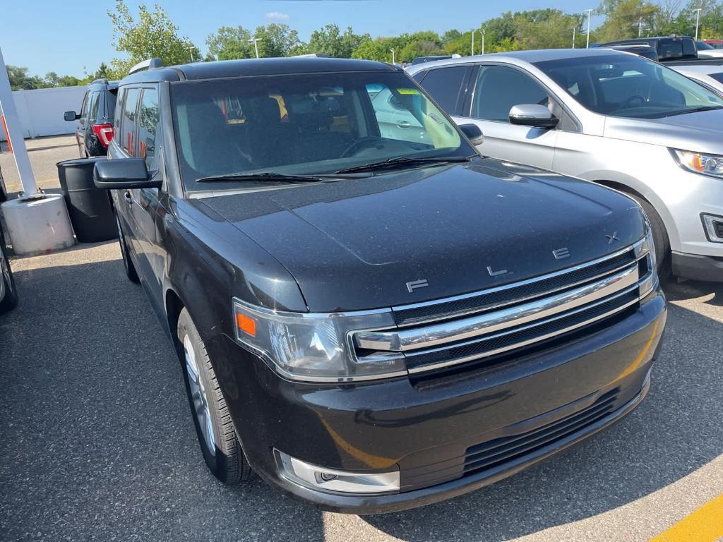 used 2013 Ford Flex car, priced at $8,900