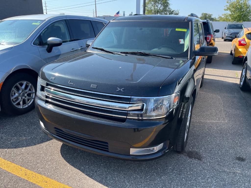 used 2013 Ford Flex car, priced at $8,900
