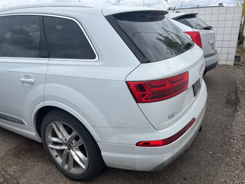 used 2018 Audi Q7 car, priced at $16,900