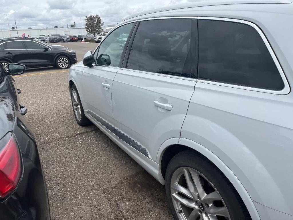 used 2018 Audi Q7 car, priced at $16,900