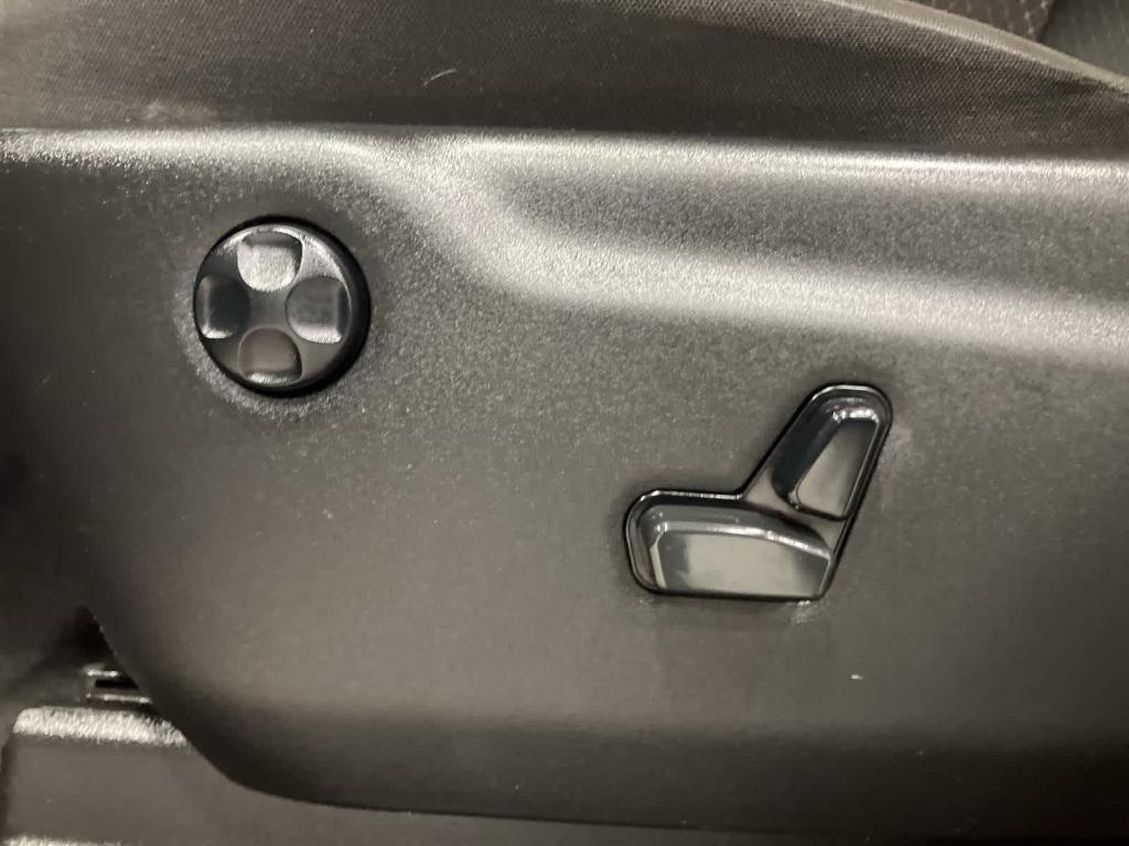 used 2021 Jeep Grand Cherokee car, priced at $21,895