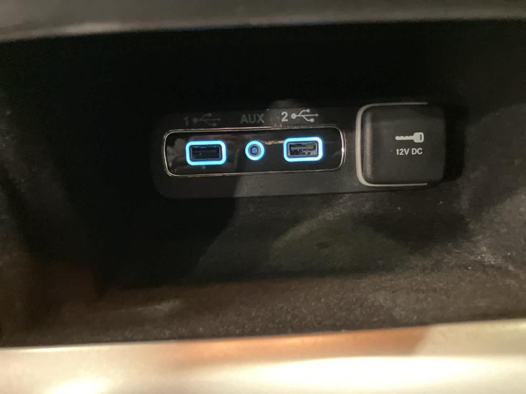 used 2021 Jeep Grand Cherokee car, priced at $21,895