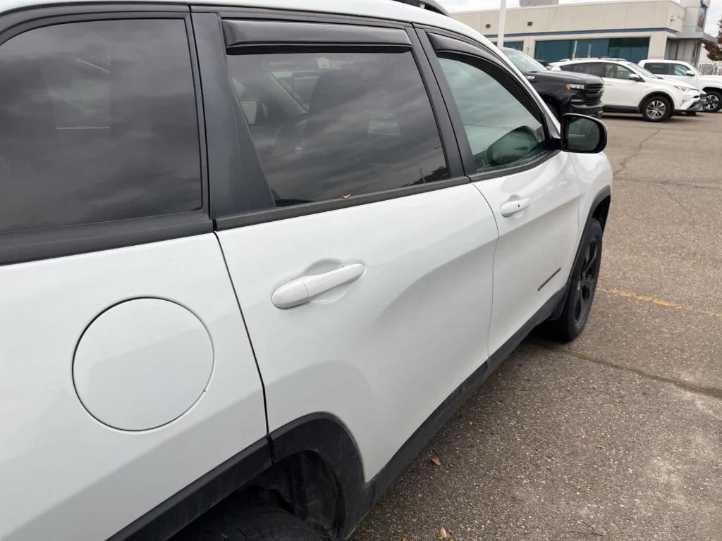 used 2016 Jeep Cherokee car, priced at $7,900