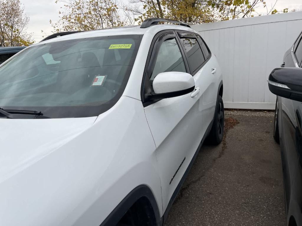 used 2016 Jeep Cherokee car, priced at $7,900