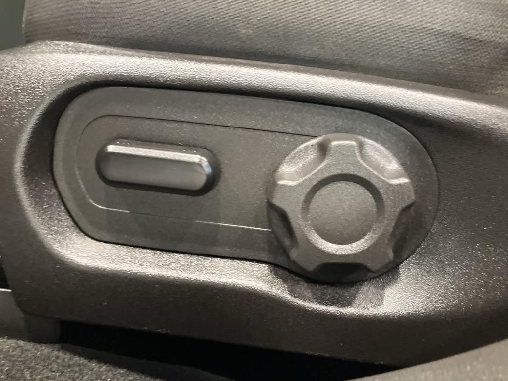 used 2017 Ford Taurus car, priced at $7,700