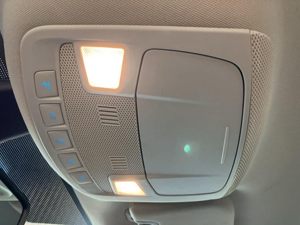 used 2022 Ford Edge car, priced at $17,700