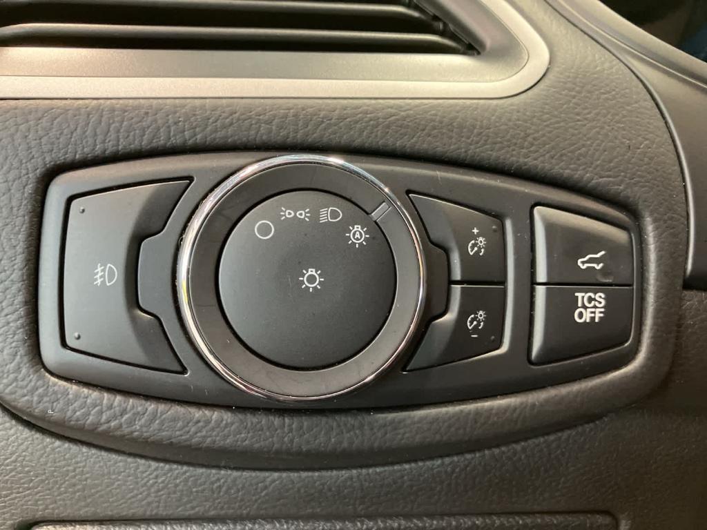 used 2022 Ford Edge car, priced at $17,700