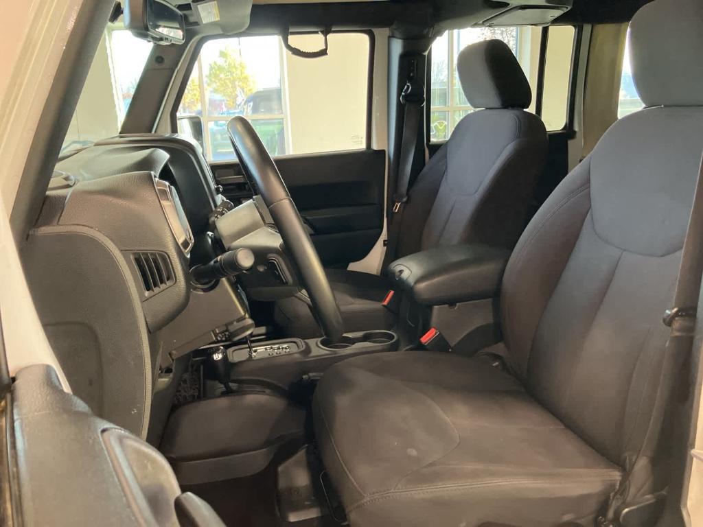 used 2015 Jeep Wrangler Unlimited car, priced at $12,900