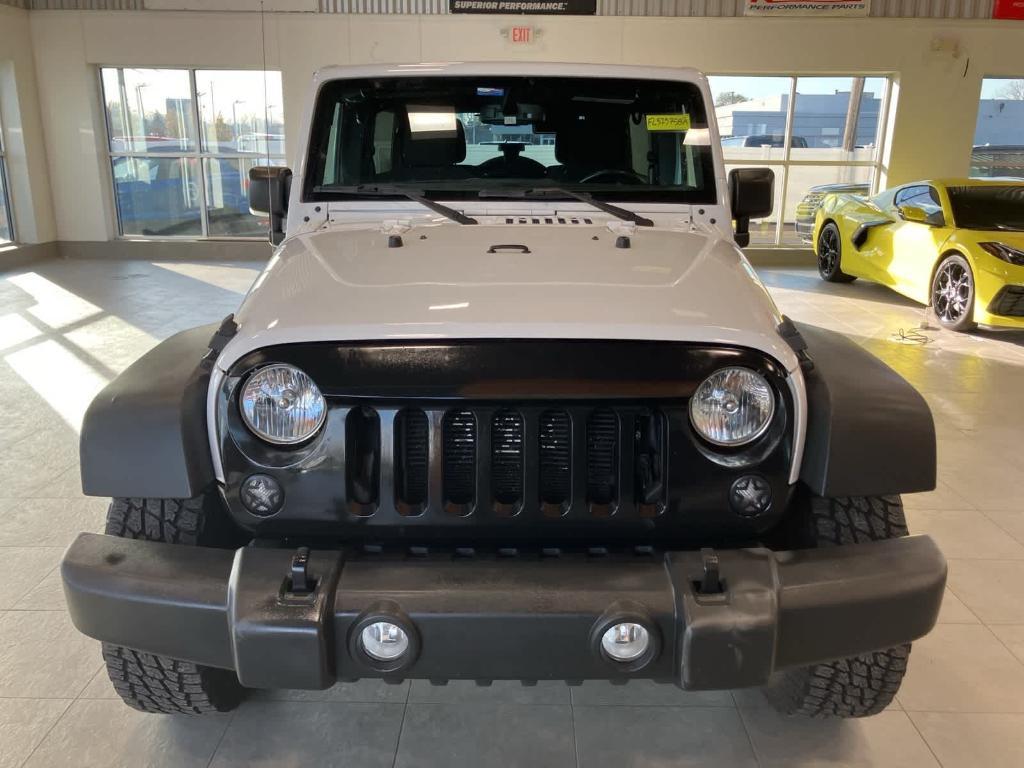 used 2015 Jeep Wrangler Unlimited car, priced at $12,900