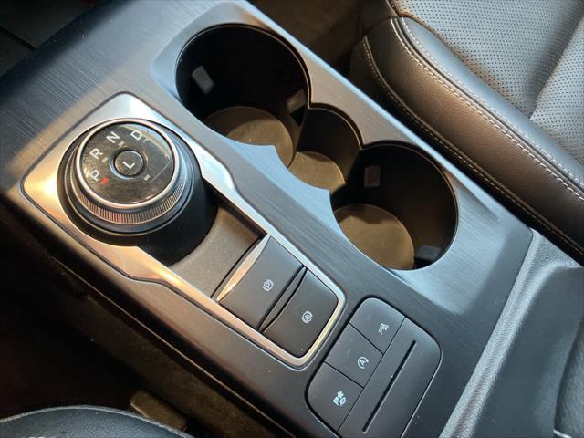 used 2022 Ford Escape car, priced at $25,995