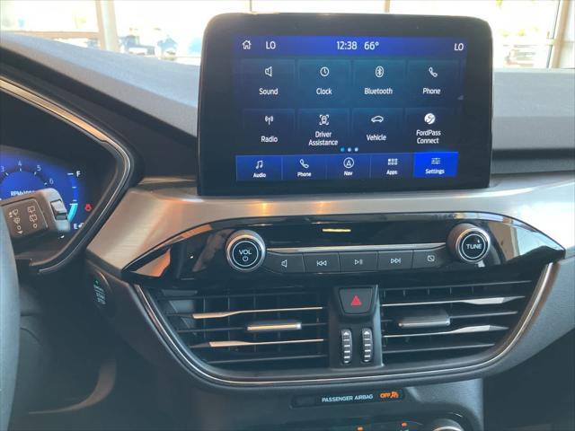 used 2022 Ford Escape car, priced at $25,995