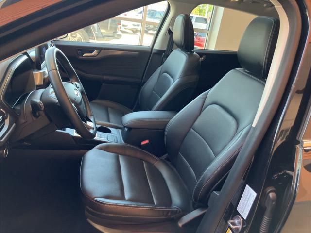 used 2022 Ford Escape car, priced at $25,995