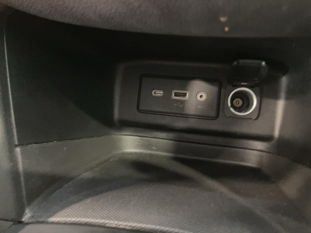 used 2020 Chevrolet Equinox car, priced at $15,500