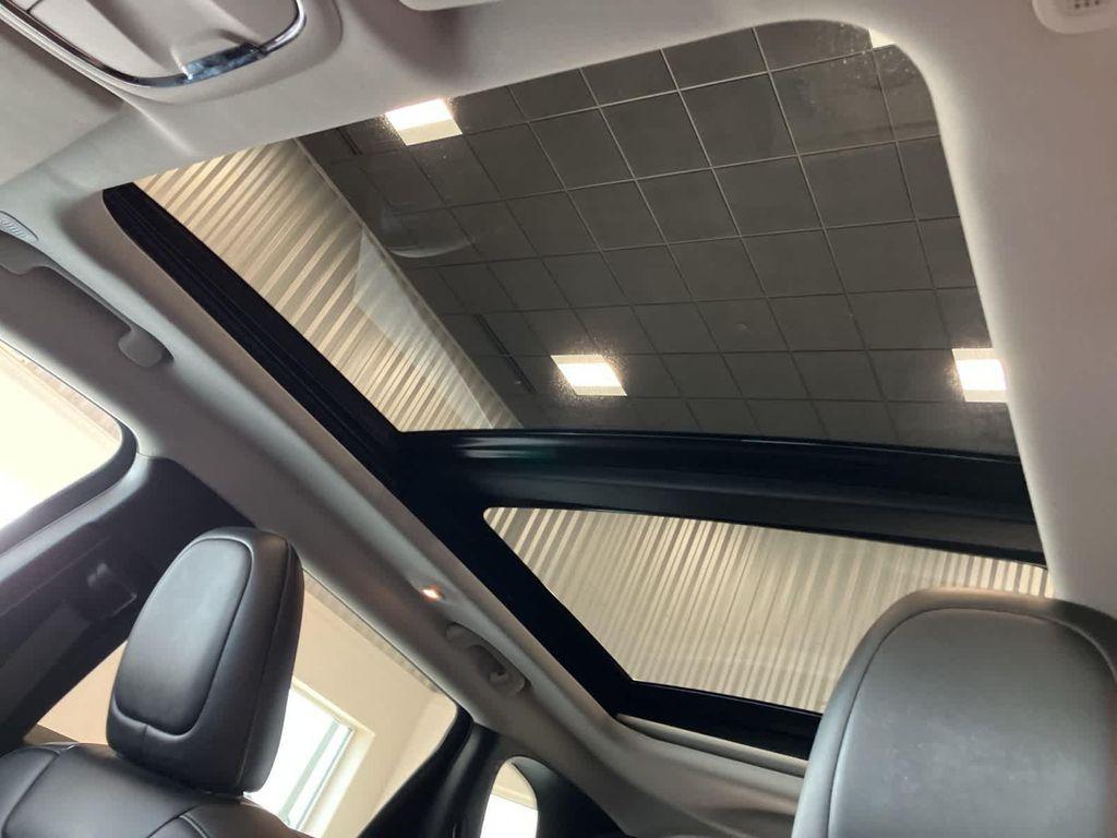 used 2022 Jeep Cherokee car, priced at $22,595