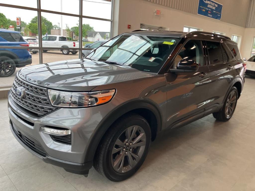 used 2022 Ford Explorer car, priced at $30,995
