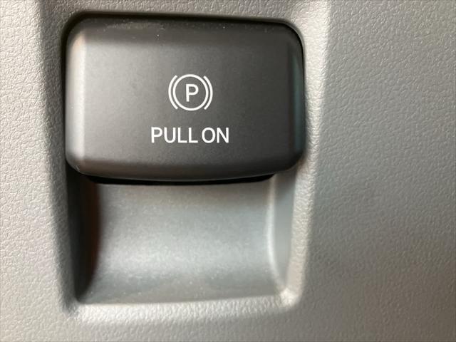 used 2021 Ford F-150 car, priced at $33,995