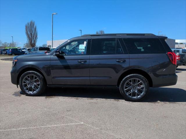 new 2025 Ford Expedition car, priced at $77,674