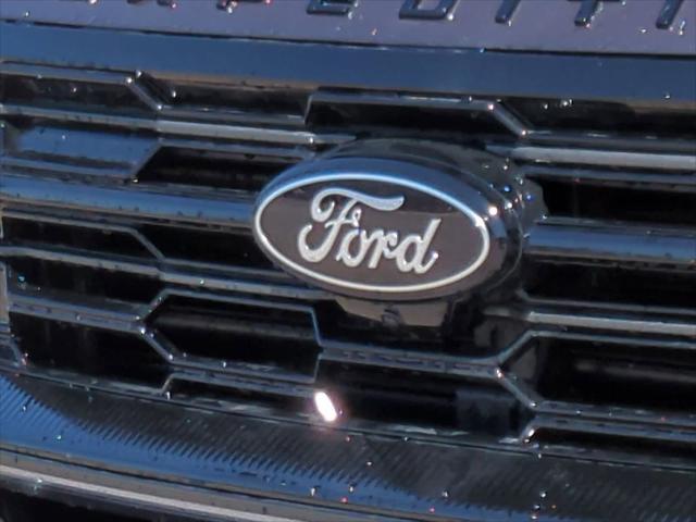 new 2025 Ford Expedition car, priced at $77,674