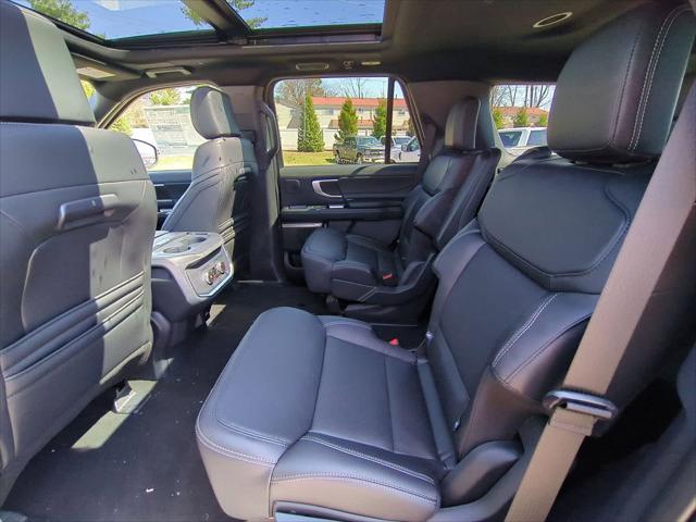 new 2025 Ford Expedition car, priced at $77,674