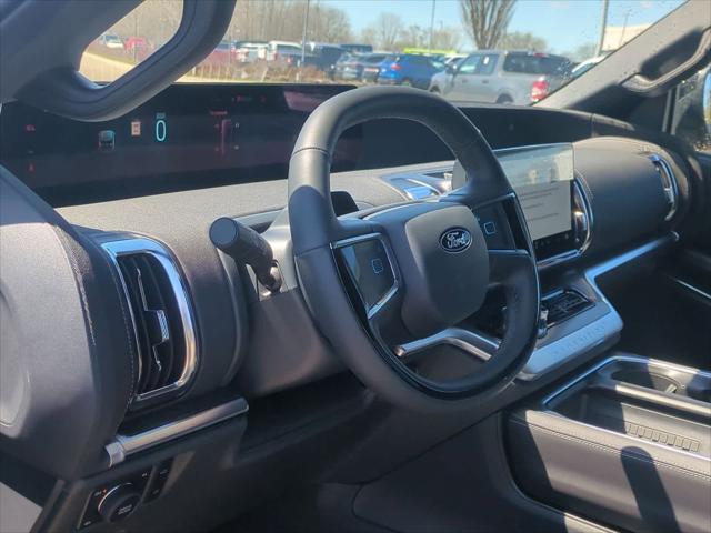 new 2025 Ford Expedition car, priced at $77,674