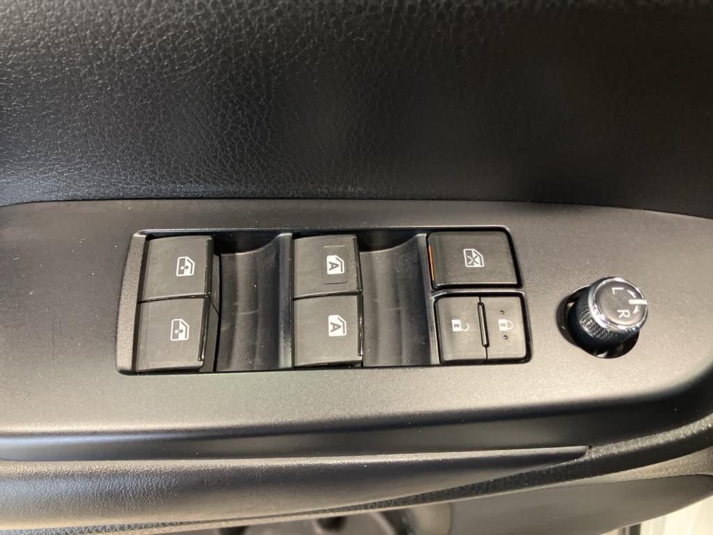 used 2019 Toyota Highlander car, priced at $21,900