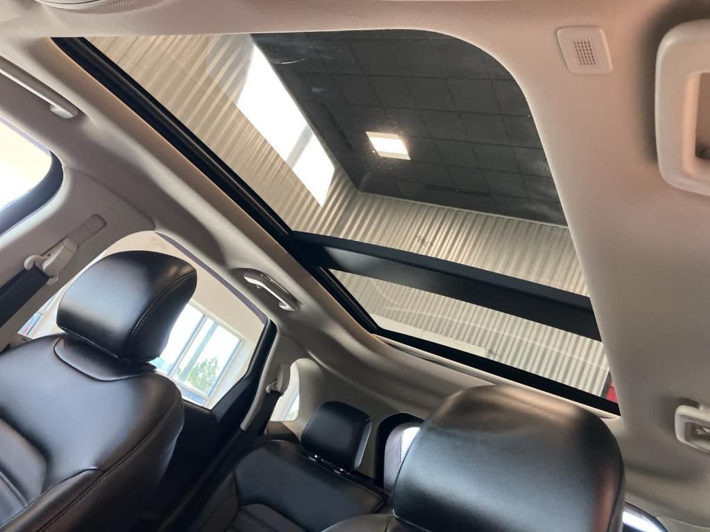 used 2019 Ford Edge car, priced at $15,900