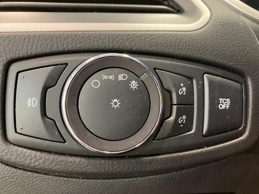 used 2019 Ford Edge car, priced at $15,900