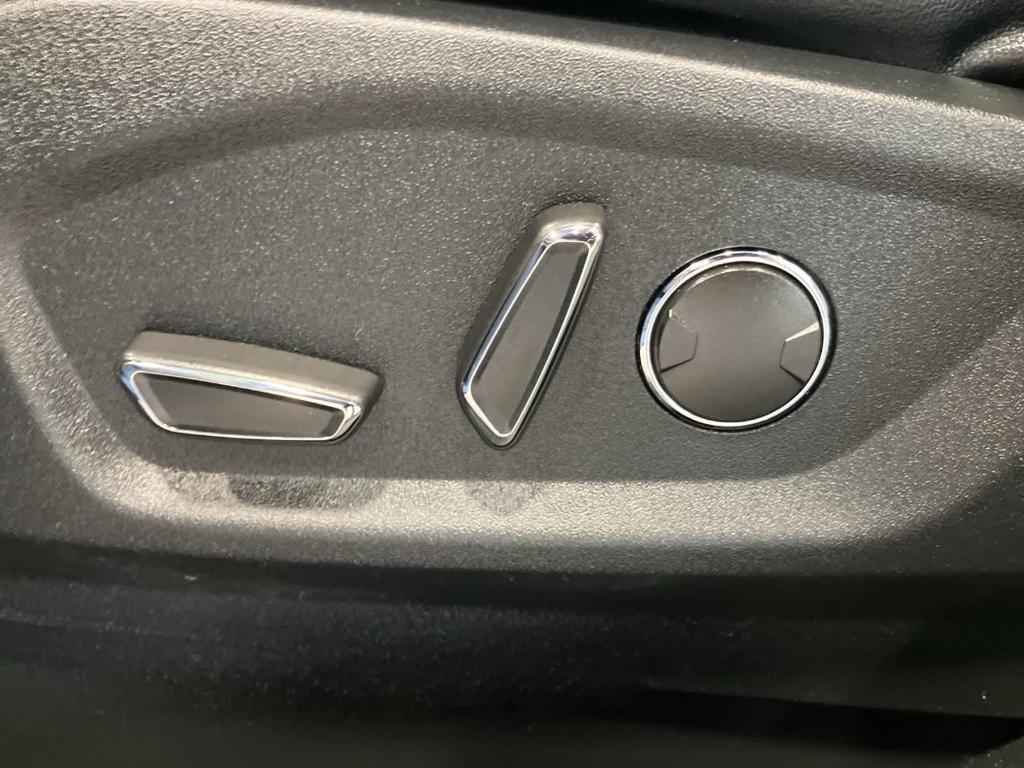 used 2019 Ford Edge car, priced at $15,900