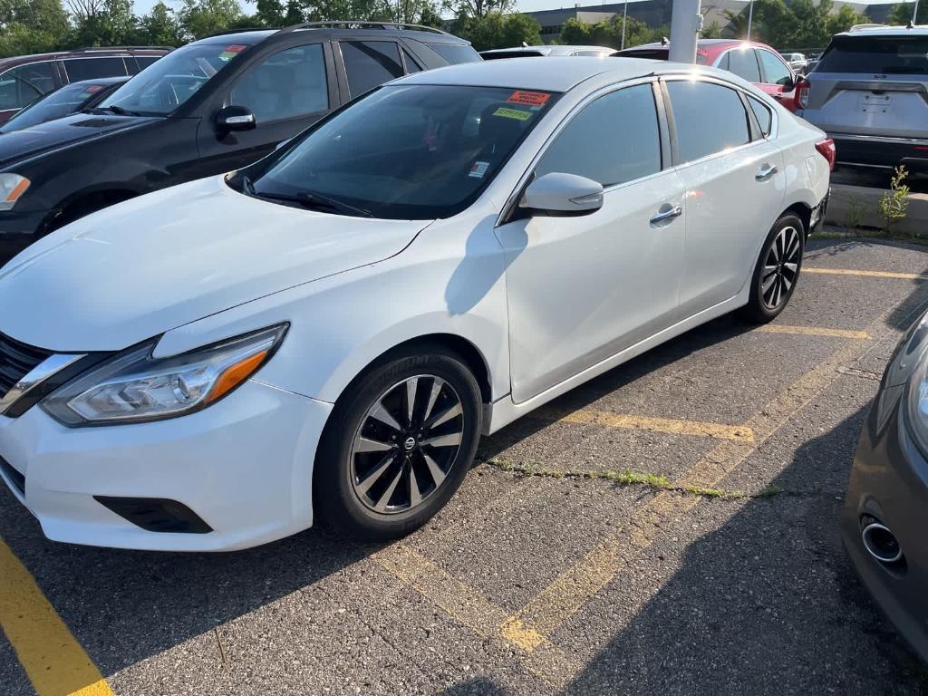 used 2018 Nissan Altima car, priced at $3,900