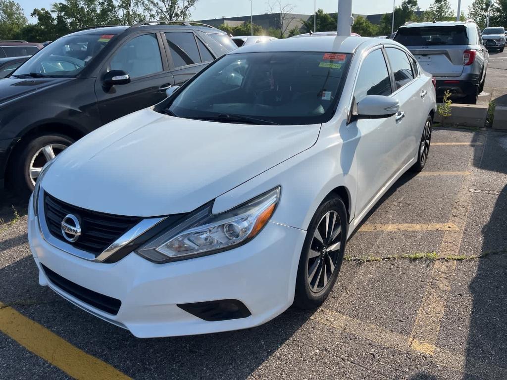 used 2018 Nissan Altima car, priced at $3,900