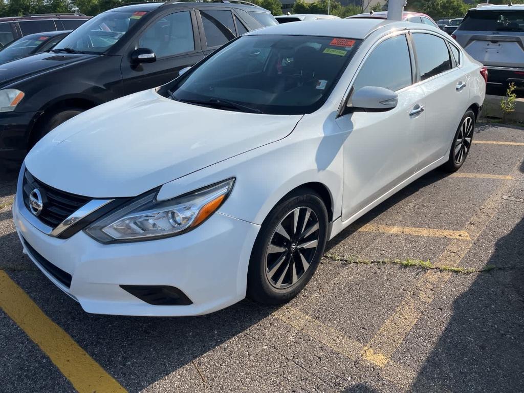 used 2018 Nissan Altima car, priced at $3,900