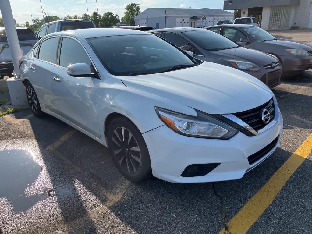 used 2018 Nissan Altima car, priced at $3,900