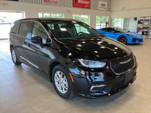 used 2024 Chrysler Pacifica car, priced at $32,995