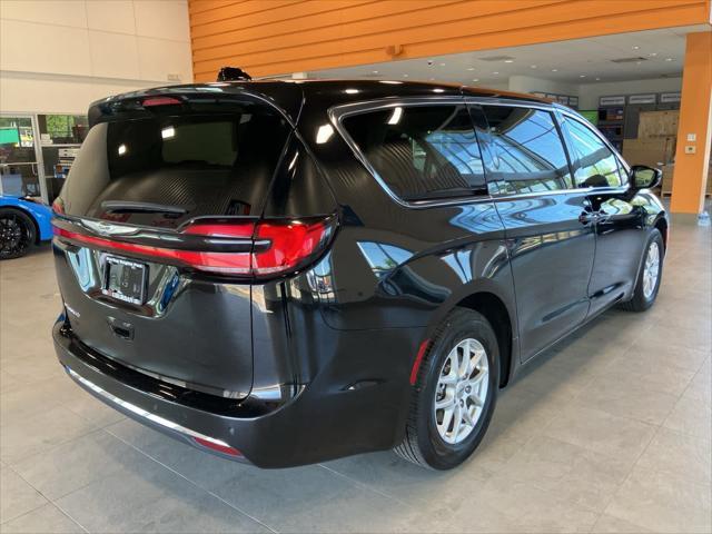 used 2024 Chrysler Pacifica car, priced at $32,995