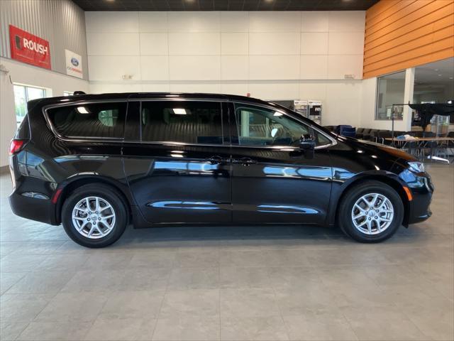 used 2024 Chrysler Pacifica car, priced at $32,995