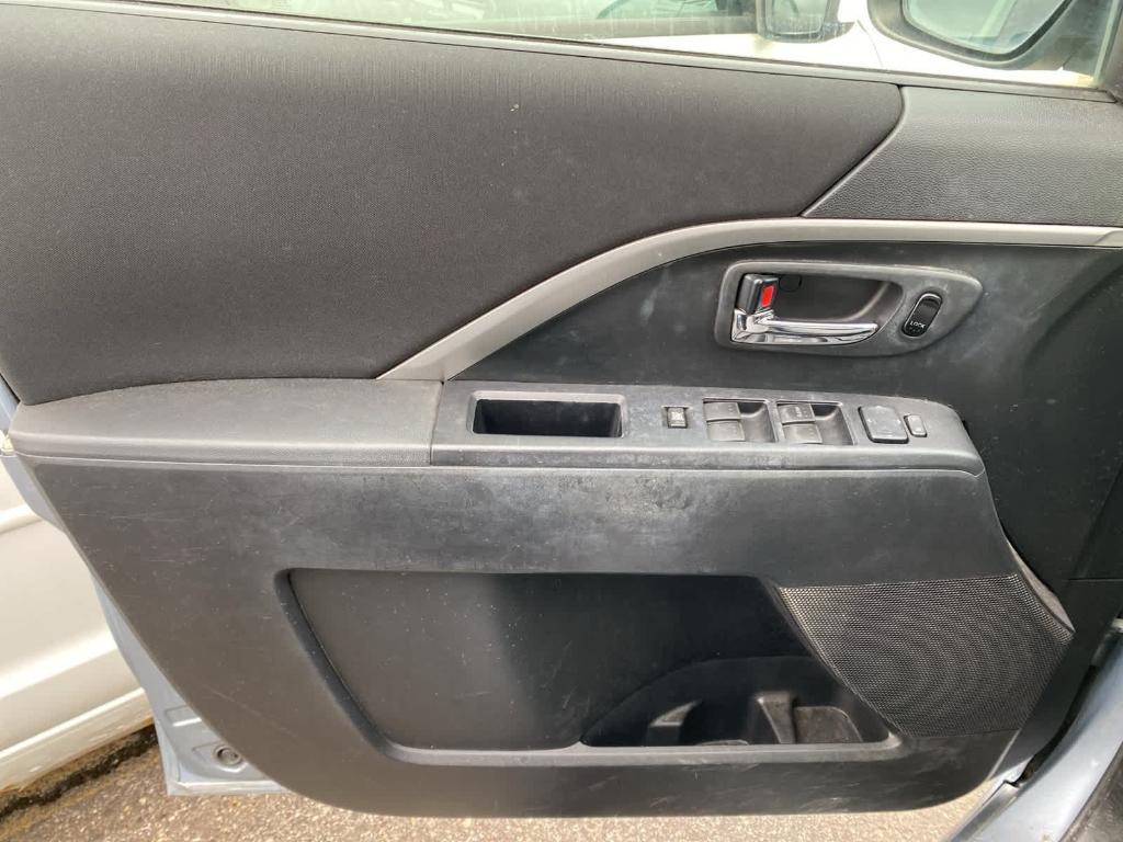 used 2012 Mazda Mazda5 car, priced at $1,400