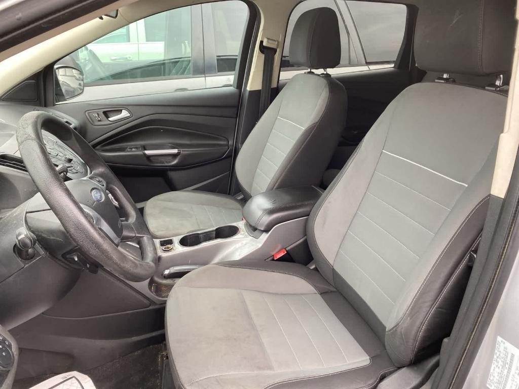 used 2013 Ford Escape car, priced at $1,500