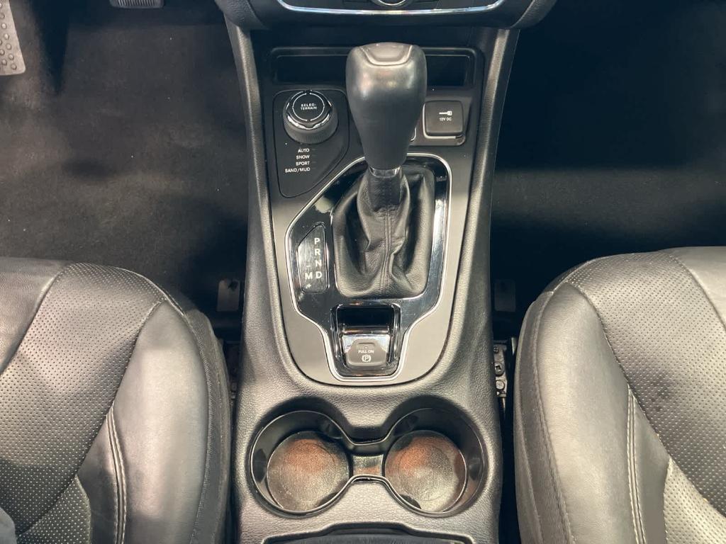 used 2020 Jeep Cherokee car, priced at $17,500