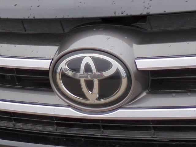 used 2019 Toyota Highlander car, priced at $26,900