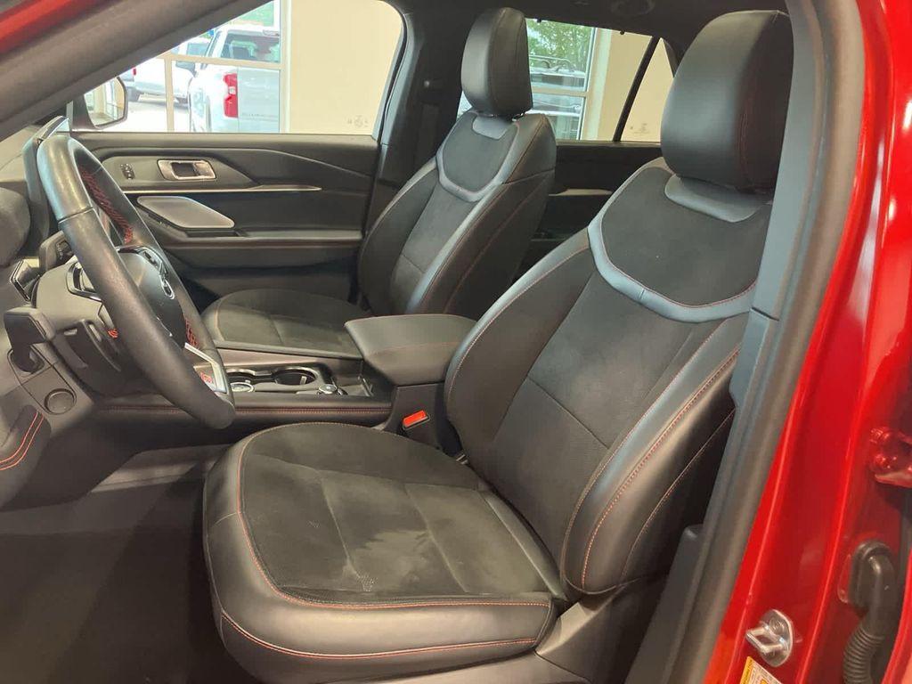 used 2025 Ford Explorer car, priced at $49,895