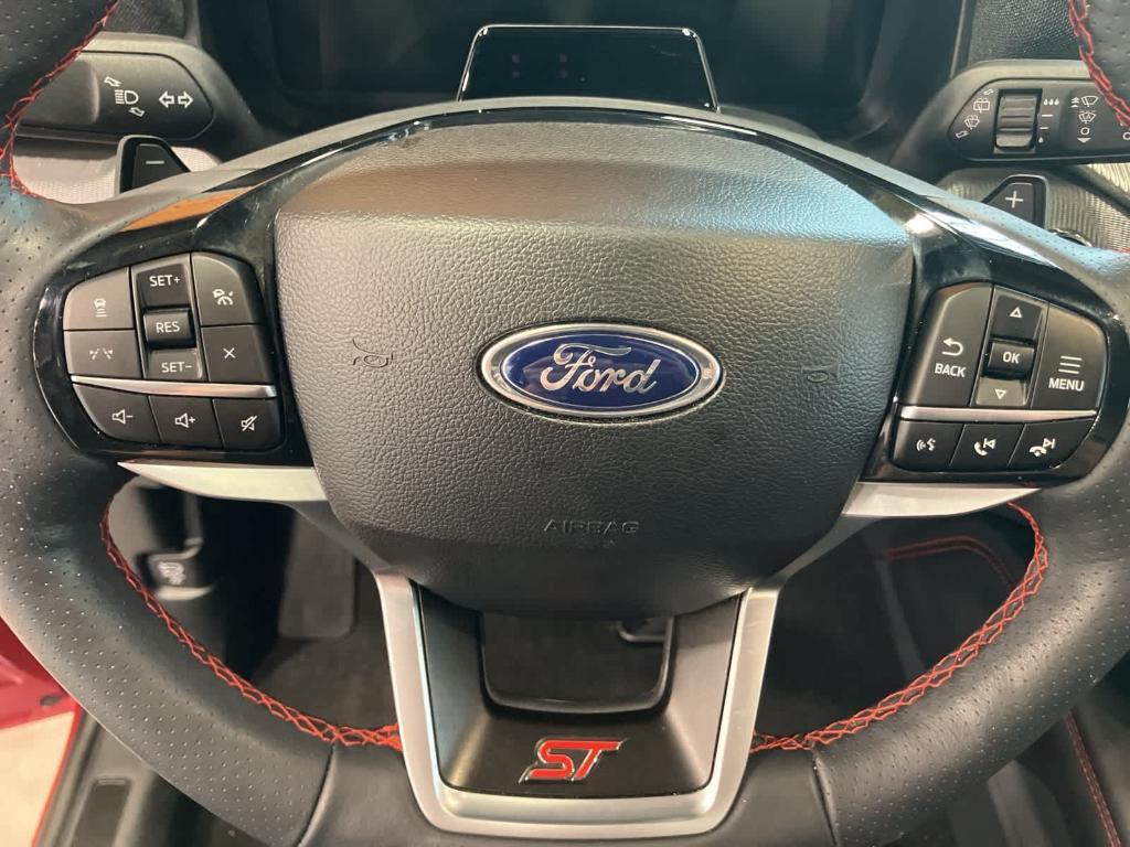 used 2025 Ford Explorer car, priced at $52,995