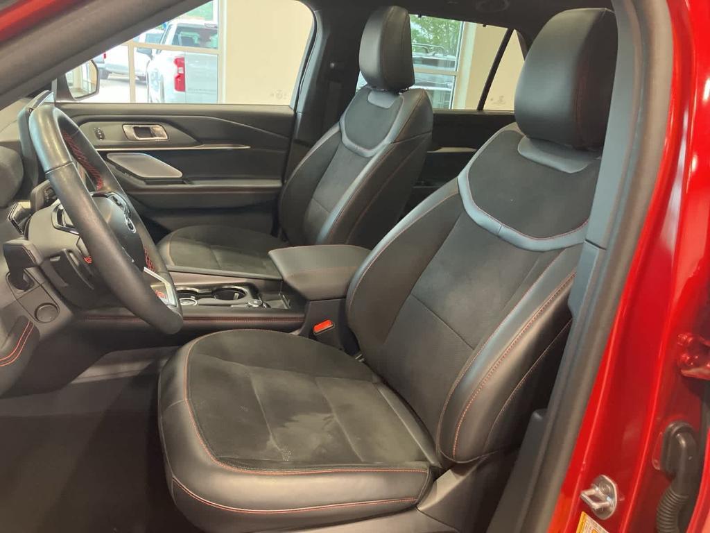 used 2025 Ford Explorer car, priced at $52,995