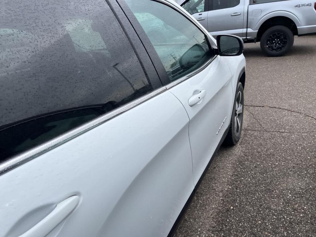 used 2021 Jeep Cherokee car, priced at $19,900