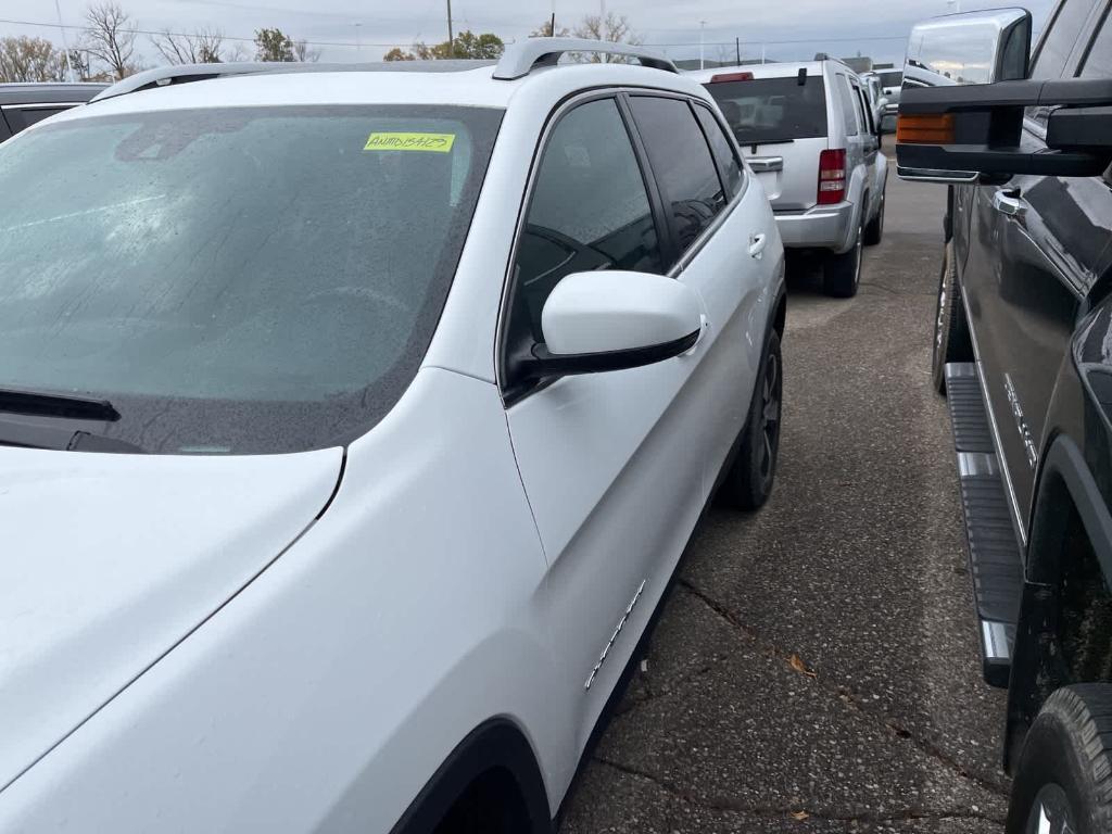 used 2021 Jeep Cherokee car, priced at $19,900