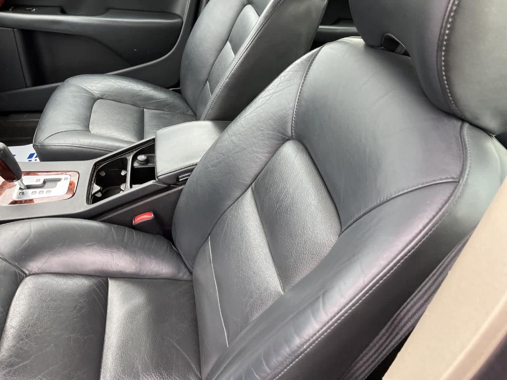 used 2007 Volvo S80 car, priced at $3,800