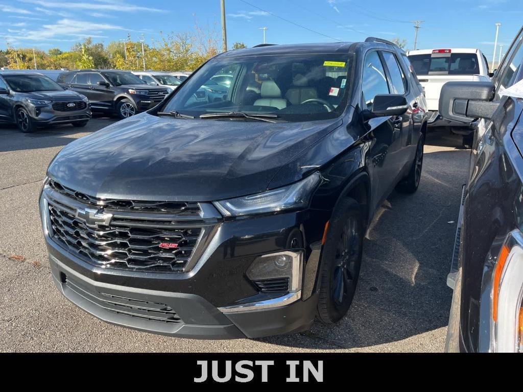used 2022 Chevrolet Traverse car, priced at $32,495