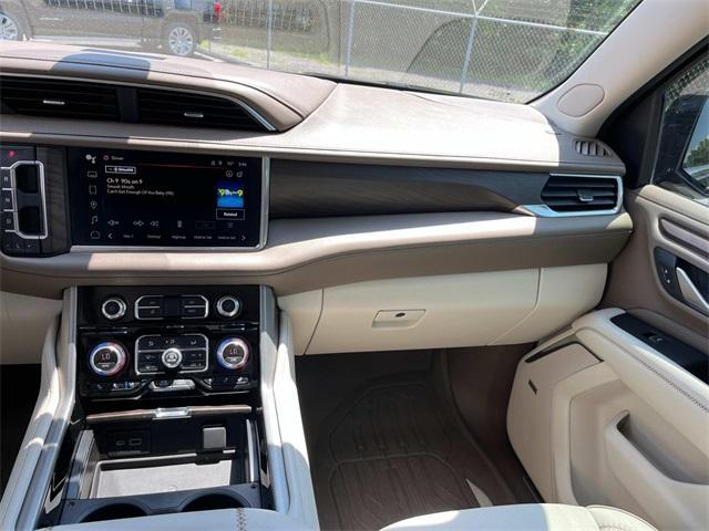 used 2022 GMC Yukon car, priced at $54,995